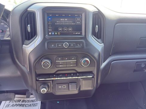 Used 2021 Chevrolet Silverado 1500 Custom Trail Boss w/ Midnight Edition AWD/4WD image 14