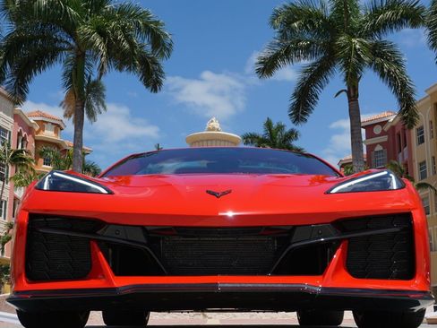 Used 2024 Chevrolet Corvette Z06 w/ Stealth Interior Trim Package image 25