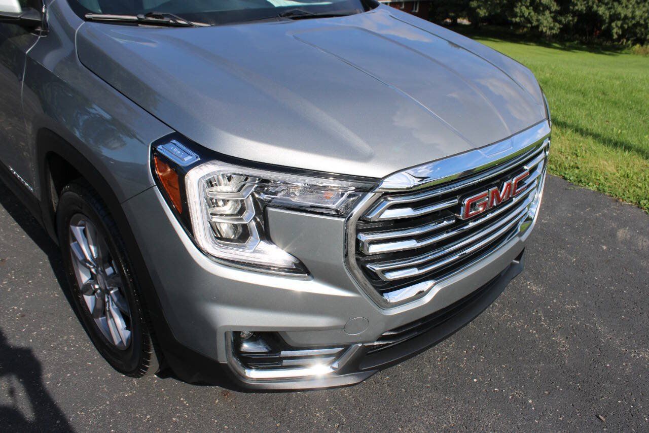 Used 2024 GMC Terrain SLT w/ Fleet Convenience Package AWD/4WD image 5