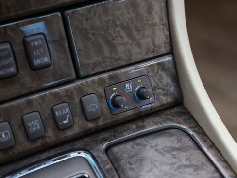 Used 2002 Lexus LS 430 image 40