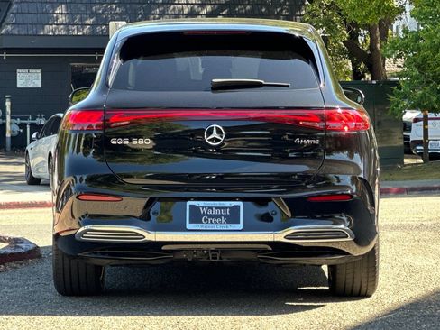 Used 2023 Mercedes-Benz EQS 580 4MATIC SUV image 9