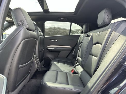 Used 2023 Cadillac XT4 Premium Luxury FWD image 24