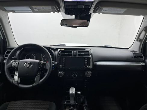 Used 2024 Toyota 4Runner TRD Off-Road AWD/4WD image 15