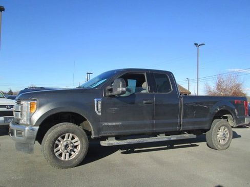 Used 2017 Ford F350 XLT w/ XLT Value Package image 1