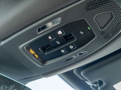 New 2026 Porsche Cayenne AWD/4WD image 31