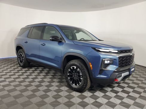 New 2026 Chevrolet Traverse Z71 w/ Enhanced Driving Package image 2