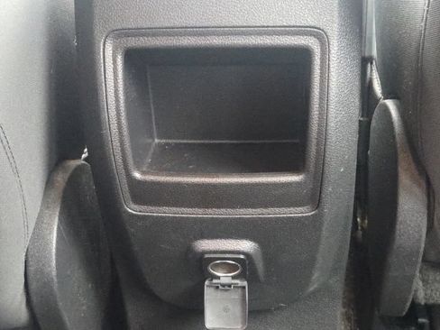 Used 2018 Ford Escape S FWD image 17