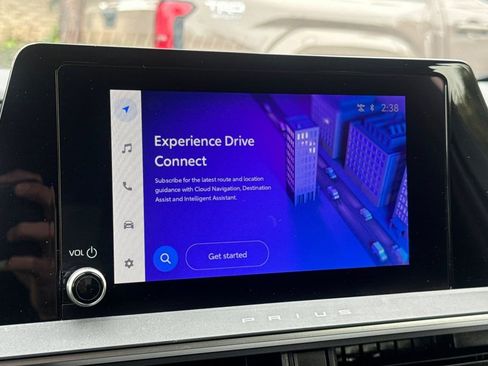 Used 2025 Toyota Prius LE image 17