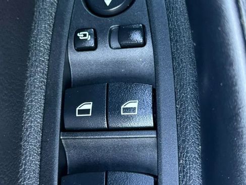 Used 2018 BMW X1 xDrive28i w/ Convenience Package AWD/4WD image 26