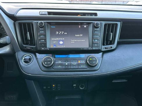 Used 2017 Toyota RAV4 Limited image 26