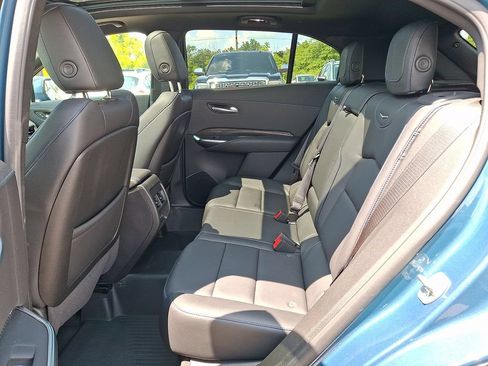 Used 2024 Cadillac XT4 Sport w/ Cold Weather Package AWD/4WD image 10