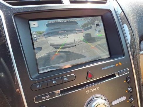 Used 2017 Ford Explorer Limited w/ Equipment Group 301A FWD image 37