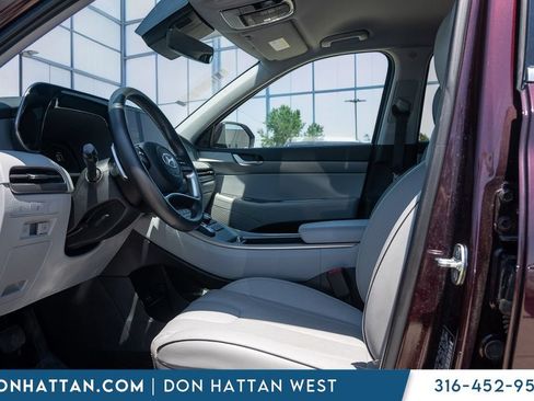 Used 2025 Hyundai Palisade SEL FWD image 3