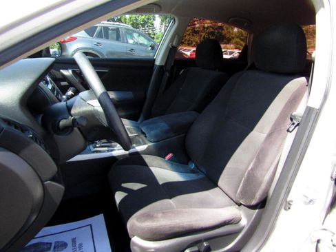 Used 2013 Nissan Altima 2.5 S image 17