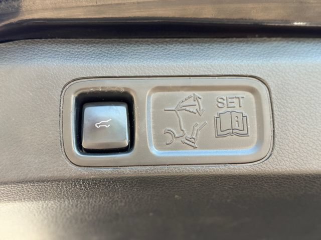 Used 2021 Lincoln Navigator L Reserve AWD/4WD image 38