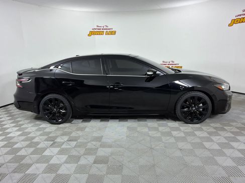 Certified 2023 Nissan Maxima SR w/ Sport Mat Group FWD image 7