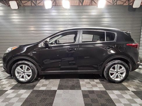Used 2017 Kia Sportage LX w/ LX Popular Package image 8