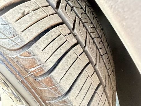 Used 2020 Chevrolet Bolt LT image 14