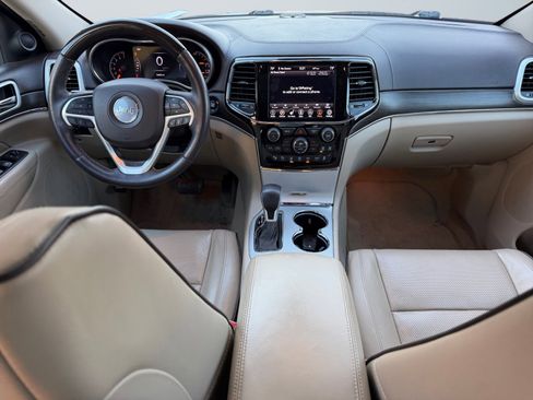 Used 2020 Jeep Grand Cherokee Overland w/ Interior Metal Package image 11