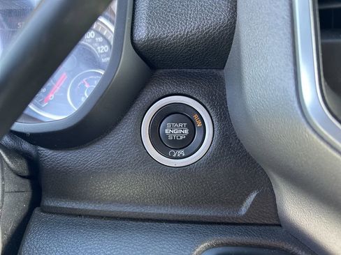 Used 2022 RAM 3500 Big Horn w/ Safety Group B image 15