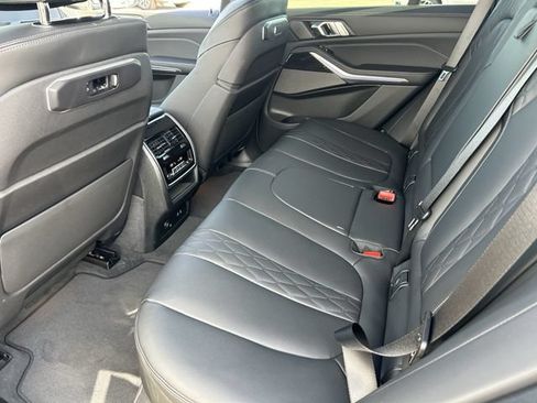 Used 2026 BMW X5 sDrive40i w/ M Sport Package RWD image 18
