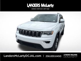 Used 2021 Jeep Grand Cherokee Laredo video 1
