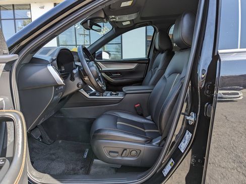 Used 2025 MAZDA CX-90 3.3 Turbo S w/ Premium Package AWD/4WD image 12