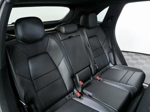 New 2026 Porsche Cayenne image 24