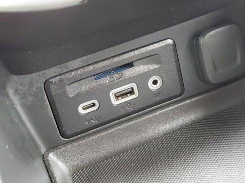 Used 2023 GMC Terrain SLT image 20