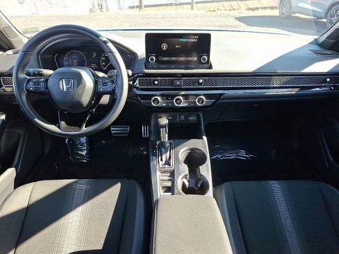 Used 2022 Honda Civic Sport image 11