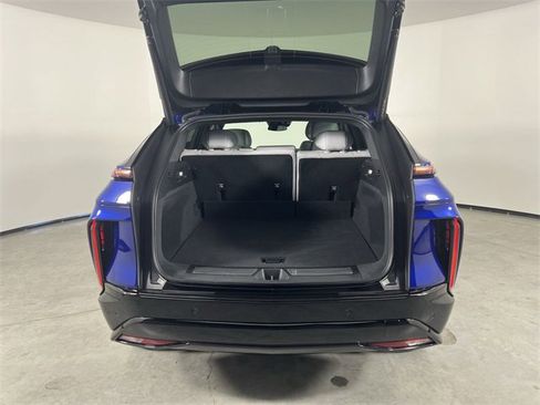 Used 2026 Cadillac Lyriq Sport image 27