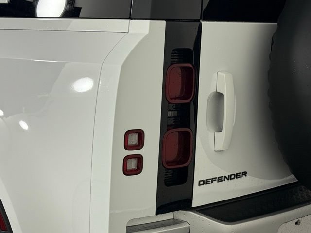 Certified 2025 Land Rover Defender 110 S AWD/4WD image 13