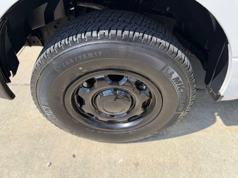 Used 2016 Ford F150 XL w/ Equipment Group 101A Mid RWD image 9