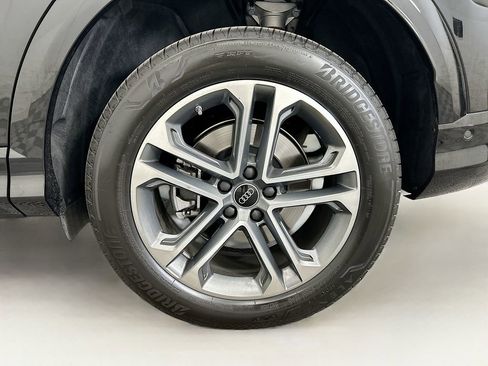 Used 2025 Audi Q5 Premium Plus w/ Premium Plus AWD/4WD image 31
