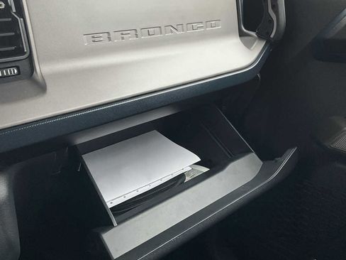 Used 2022 Ford Bronco Outer Banks image 40