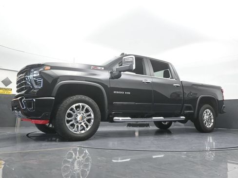 Used 2025 Chevrolet Silverado 2500 LT w/ Z71 Chrome Sport Edition AWD/4WD image 64