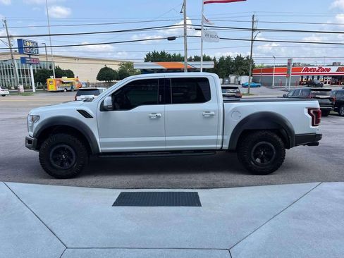 Used 2018 Ford F150 Raptor w/ Equipment Group 802A Luxury AWD/4WD image 6