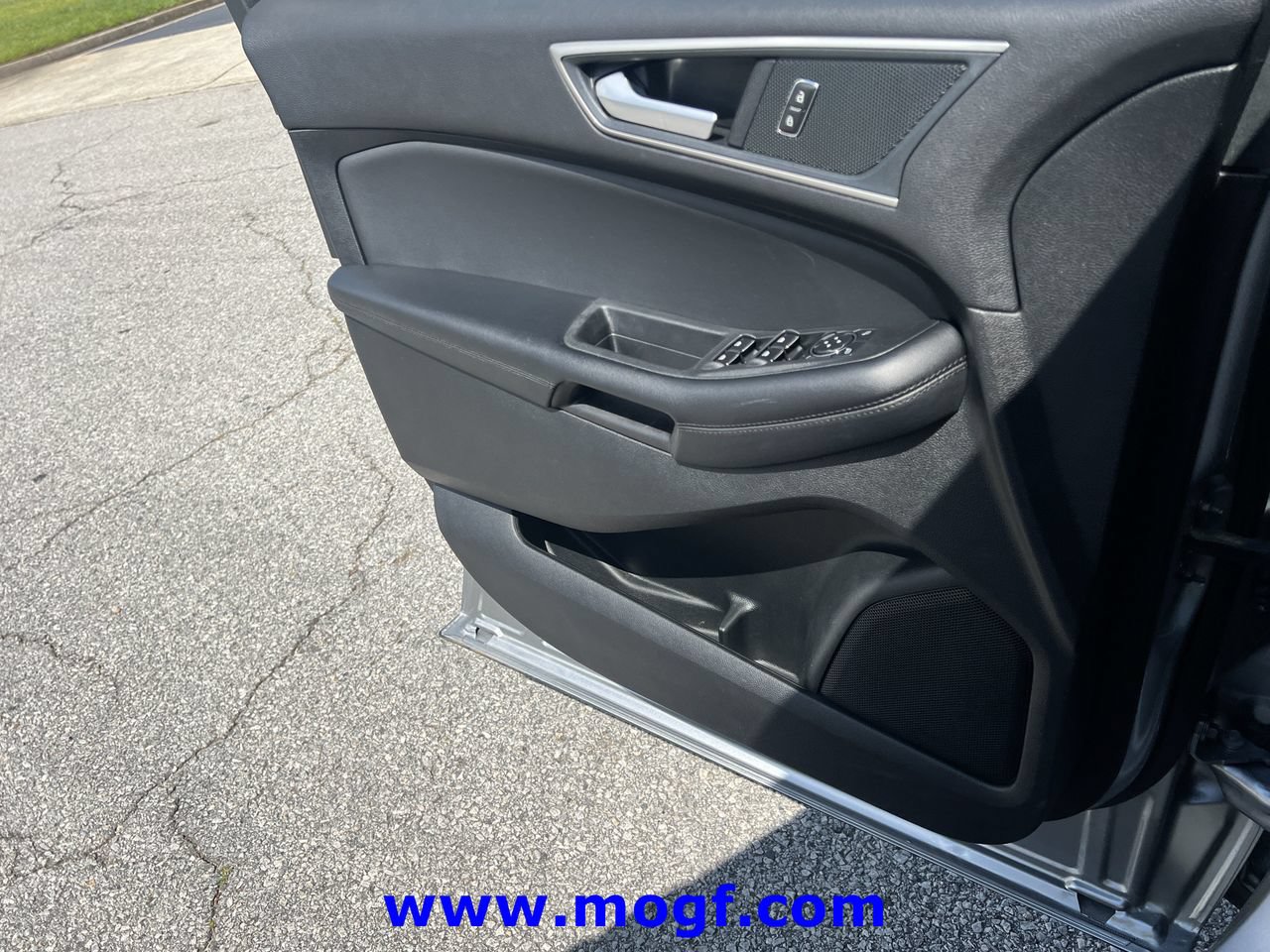 Used 2024 Ford Edge SEL AWD/4WD image 17
