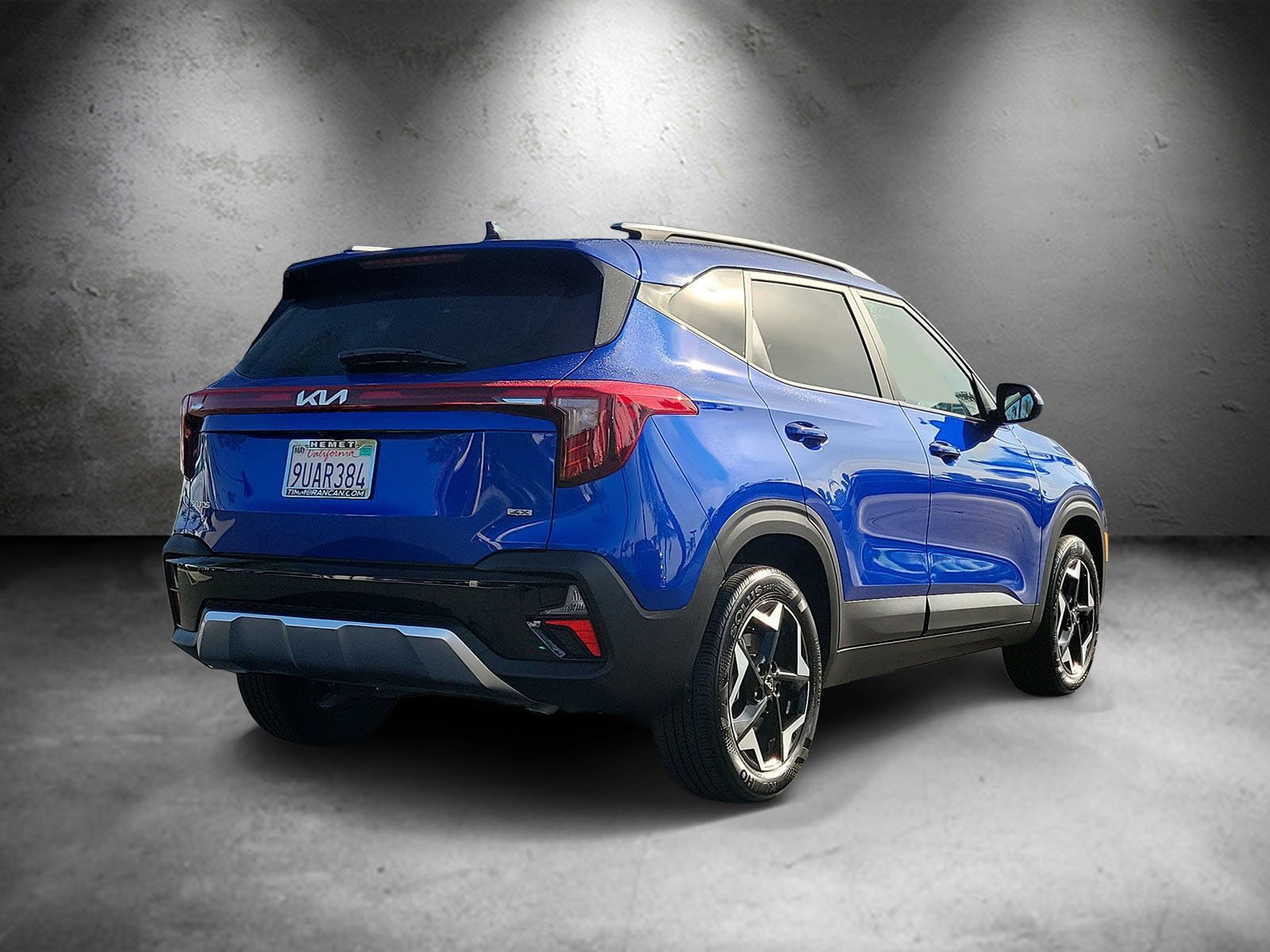 Used 2025 Kia Seltos S AWD/4WD image 3