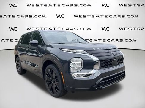 New 2026 Mitsubishi Outlander LE FWD image 4