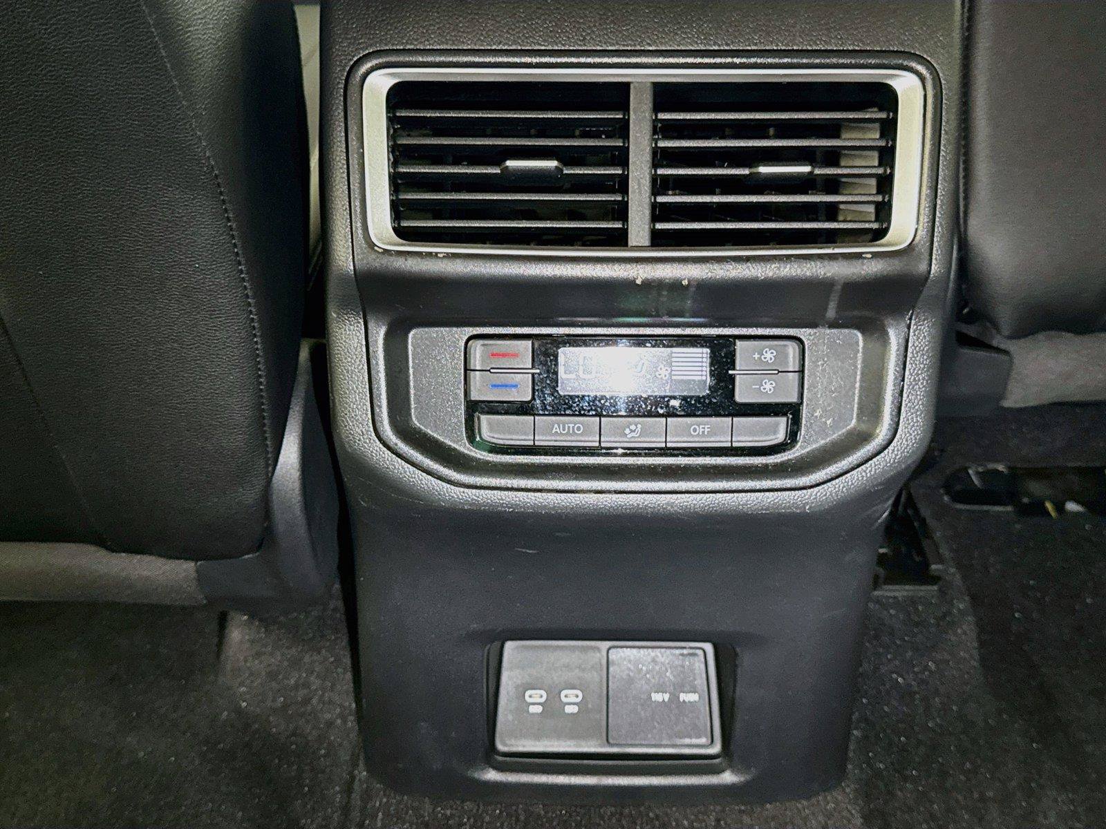 Used 2026 Volkswagen Atlas SE AWD/4WD image 22