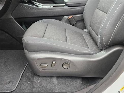 New 2026 Chevrolet Traverse LT image 4