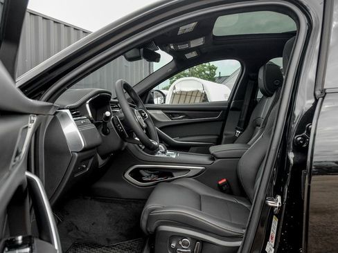 New 2026 Jaguar F-PACE R-Dynamic S image 10