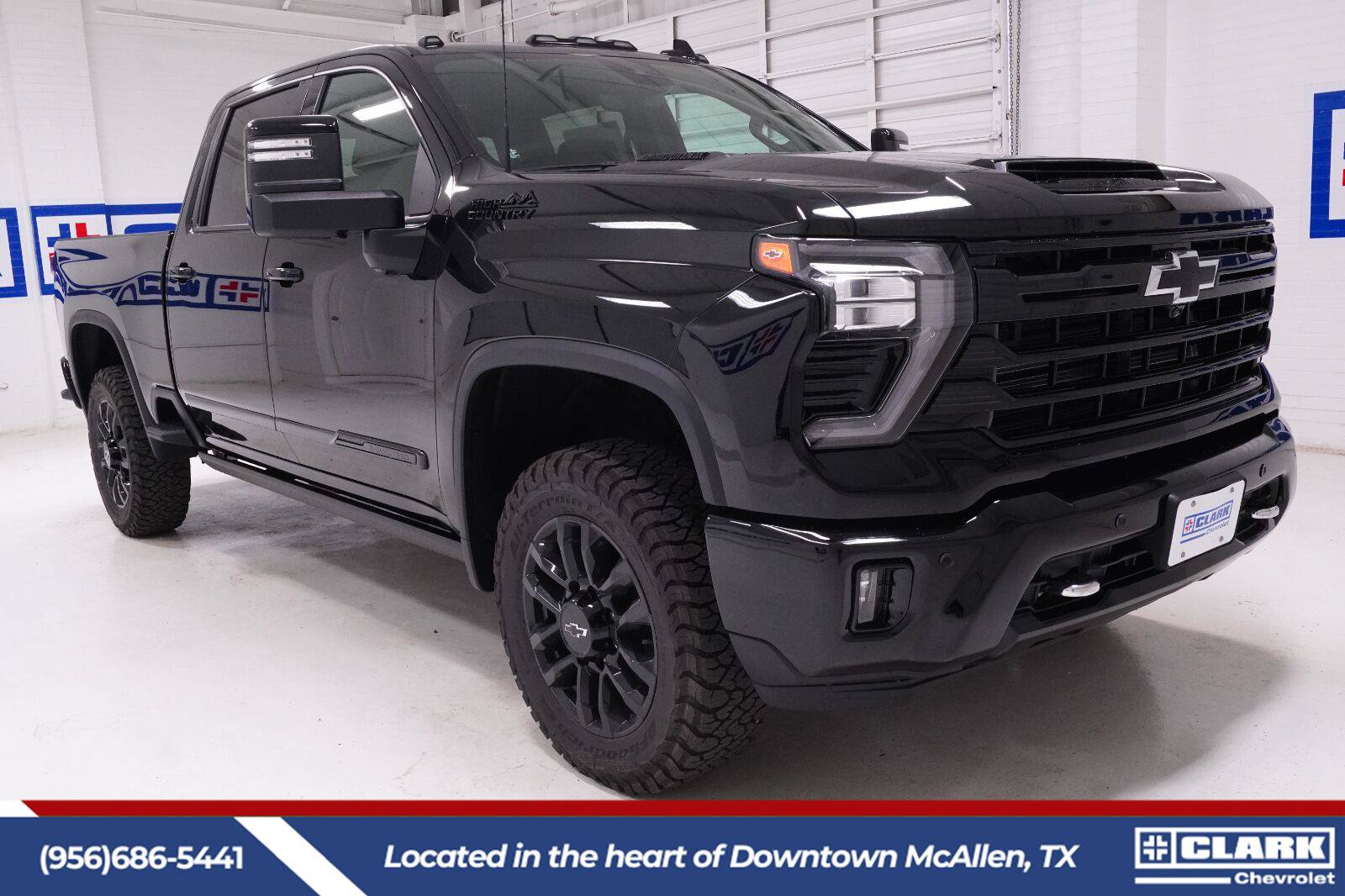 New 2026 Chevrolet Silverado 2500 High Country w/ High Country Premium Package AWD/4WD image 4