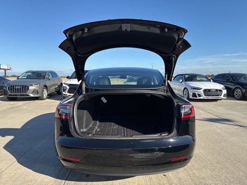 Used 2022 Tesla Model 3 image 10