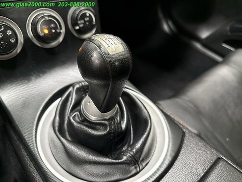 Used 2004 Nissan 350Z Touring image 9