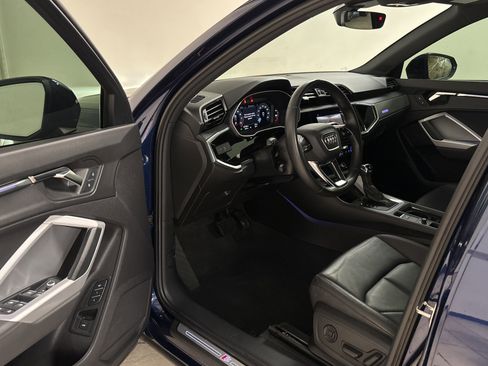 Used 2022 Audi Q3 2.0T Premium Plus w/ Premium Plus Package image 7