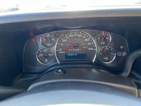 Used 2019 GMC Savana 2500 Extended image 12