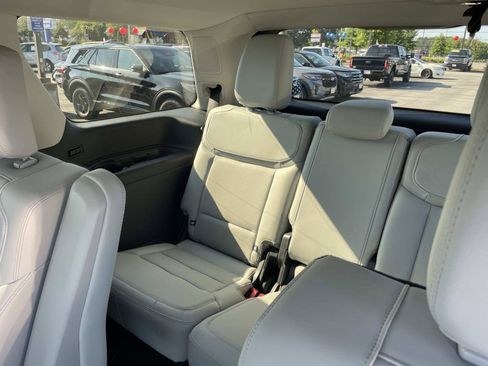 New 2027 Ford Expedition Platinum w/ Driver's Package RWD image 7