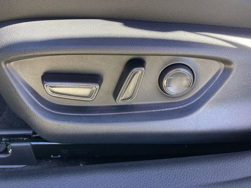 Used 2026 Toyota Camry SE image 14